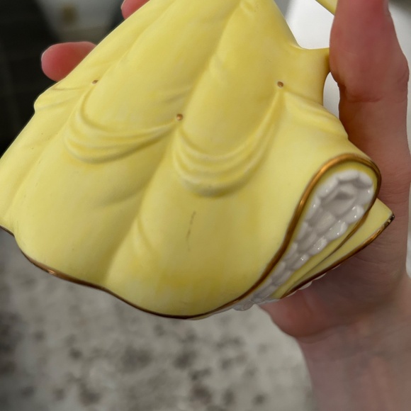 Belle Disney 2004 Bradford Editions Collectible - Picture 3 of 4